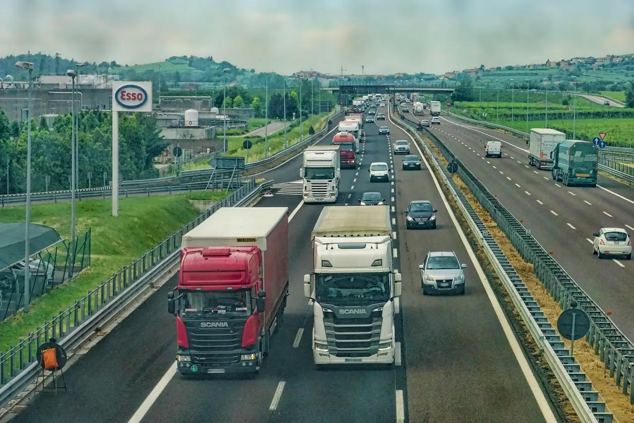 highway, road, trucks, vehicles, traffic, transport, transport vehicles, highway, highway, highway, highway, trucks, trucks, trucks, trucks, traffic, traffic, traffic, traffic, transport, transport, transport, transport, transport